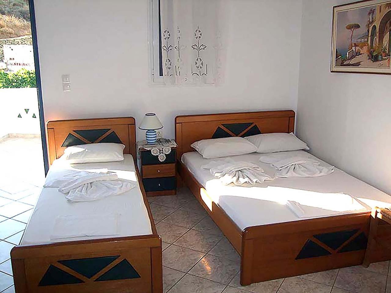 Oneiro Rooms Kythnos Kanala Номер фото